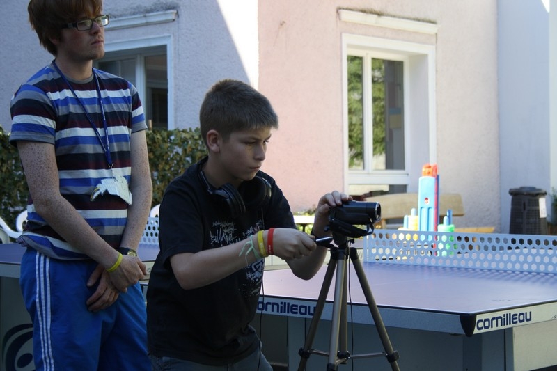 Village Camps International Summer Camp Leysin, Switzerland 2025-08-09 https://www.villagecamps.com/journals_admin/images/708-33-film (8).jpg